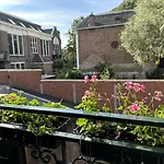 Luxe Loft In Historisch Pand In Walstraat Deventer